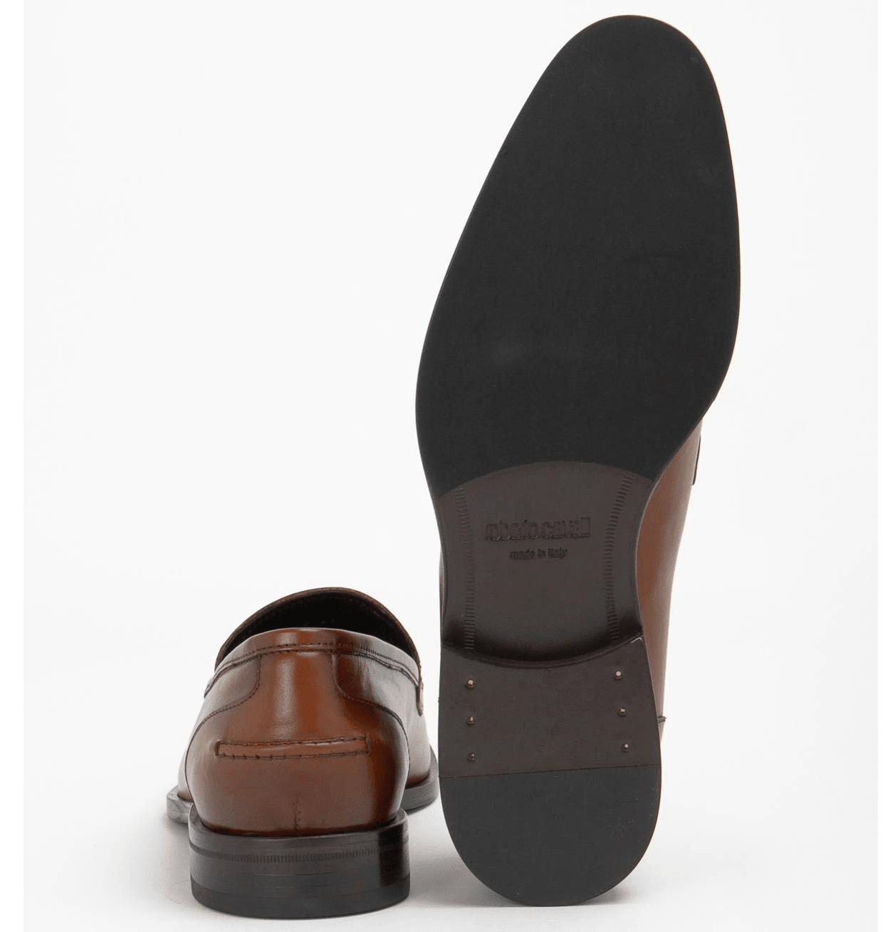 Roberto Cavalli mocassini pelle marrone uomo – Made in Italy, eleganti mocassini in pelle marrone con dettaglio distintivo.