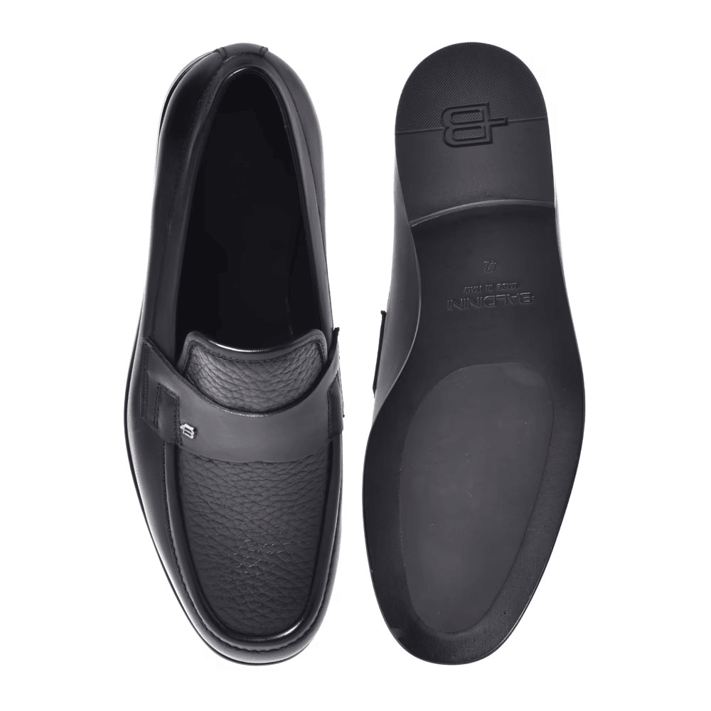 Mocassini uomo pelle Baldinini in autentica pelle nera, eleganti e confortevoli, perfetti per ogni occasione.
