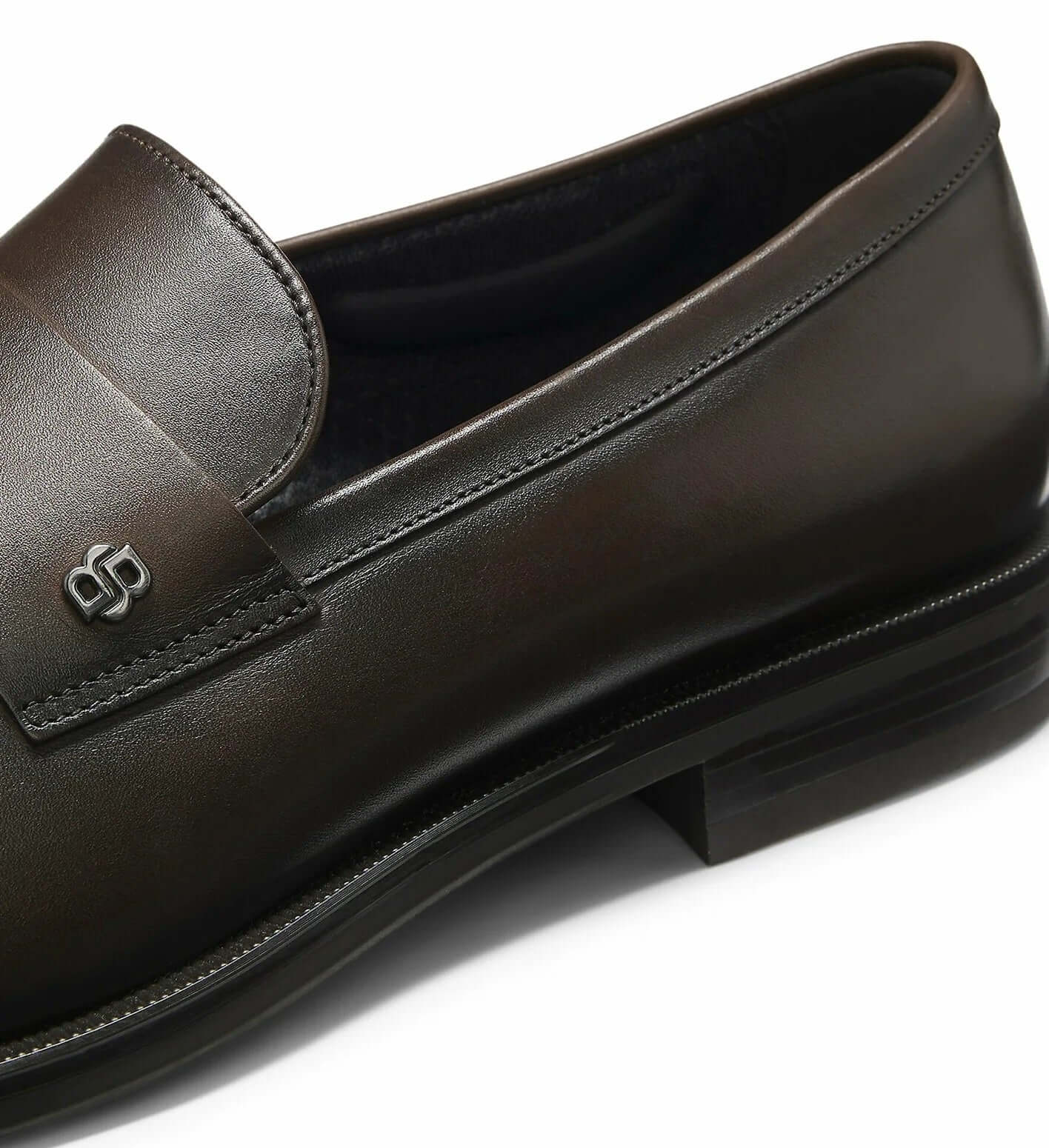 Mocassini in Pelle Lucida Marrone — Esclusiva Collection CMI, eleganti e confortevoli, realizzati in pelle lucida.