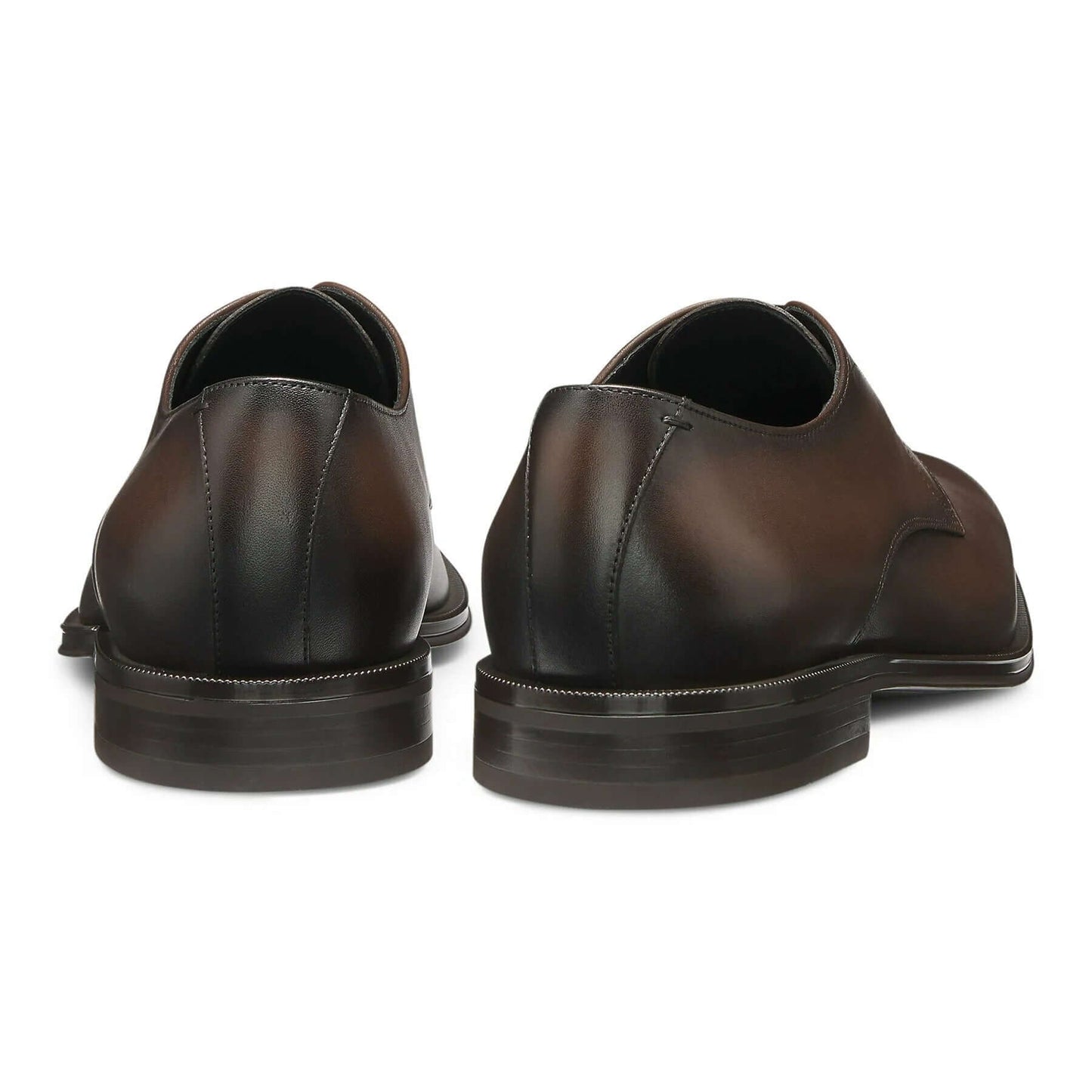 Derby in Pelle Marrone Scuro — Esclusiva Collection CMI, elegante scarpa in pelle marrone scuro con punta tonda e lacci.