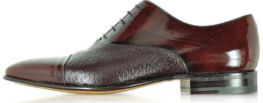 Scarpe stringate di lusso eleganti made in Italy, modello Oxford in pelle con tomaia in Peccary e suola in cuoio.