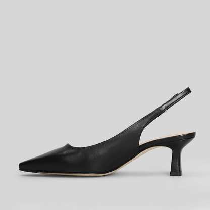 Décolleté in Pelle Nera  Collection CMI — Tacco Stiletto 6 cm, scarpa sling back nera con tacco elegante.