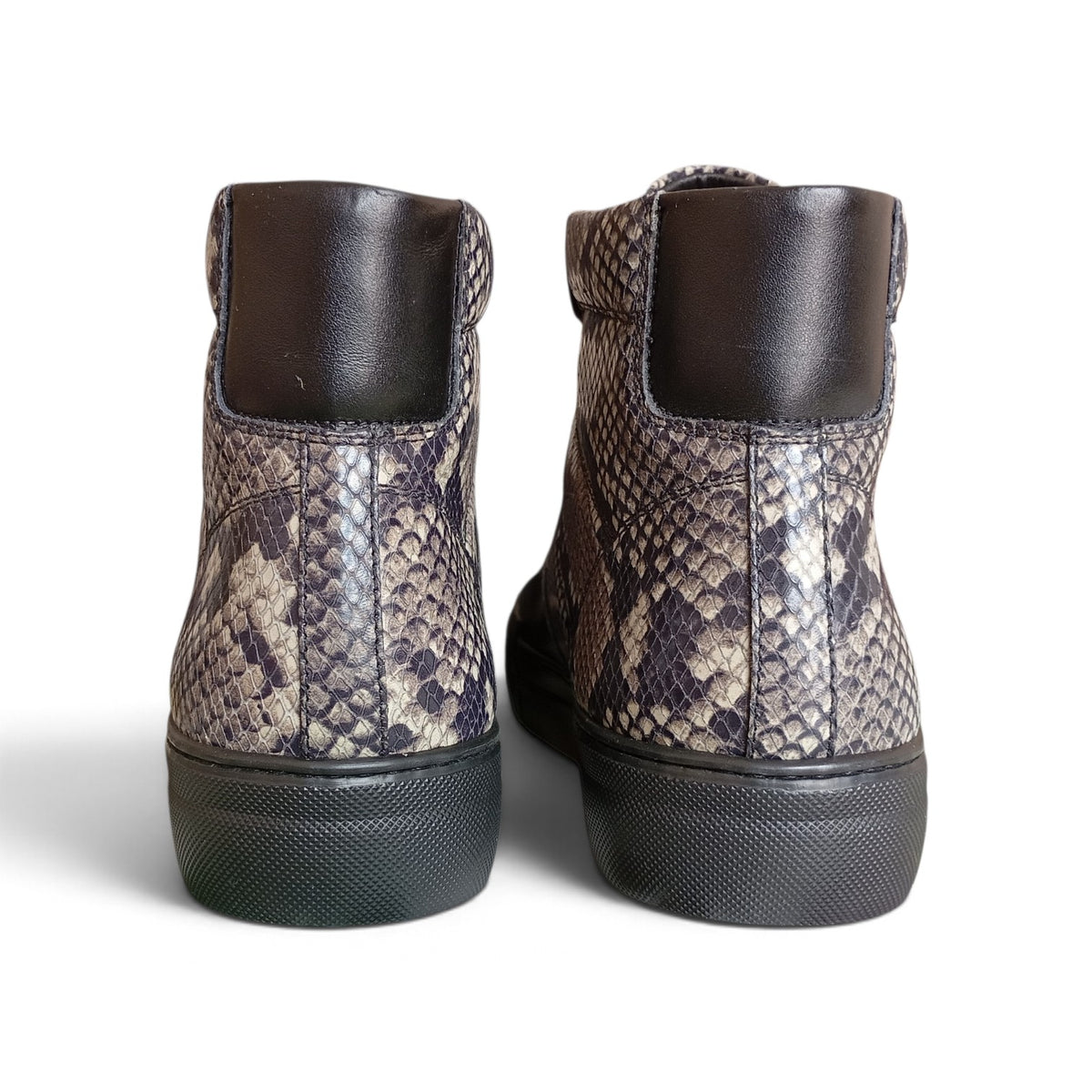 Roberto Cavalli Sneakers Alte Uomo in Pelle Pitonata Nera in tessuto pitonato con dettaglio logo bianco