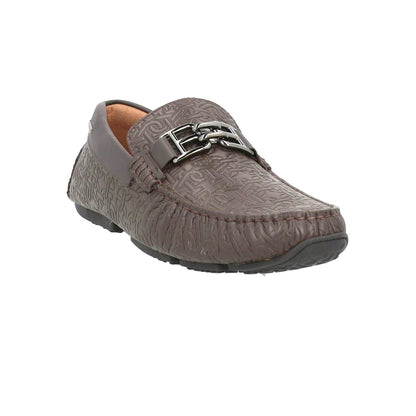 Bally Mocassini Car Shoes in pelle marrone con design inciso e logo, suola in gomma per comfort e stile.