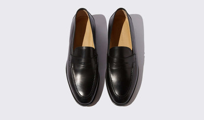 Mocassini neri eleganti in pelle 220S3C00R100 - Design artigianale italiano in pelle di alta qualità.