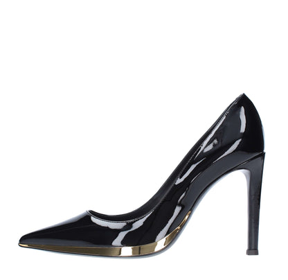 Decolleté in vernice (Nero) 300GN00V200, scarpa elegante nera con tacco alto e dettagli in oro.