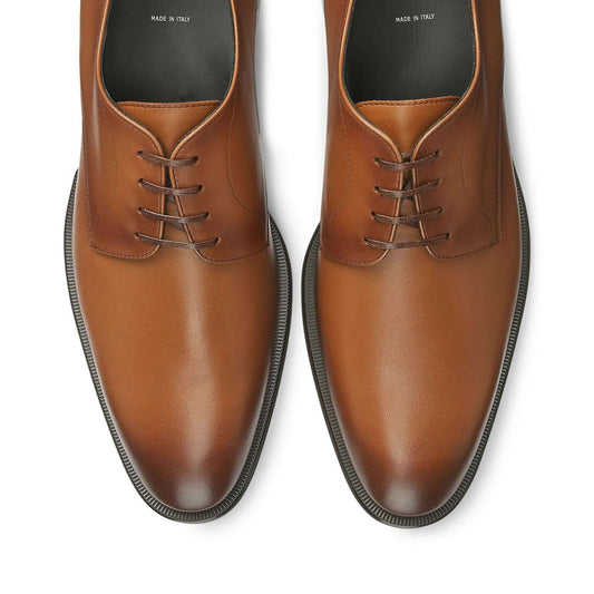 Derby in Pelle Marrone — Esclusiva Collection CMI, elegante scarpa in pelle marrone con punta tonda e chiusura con lacci.