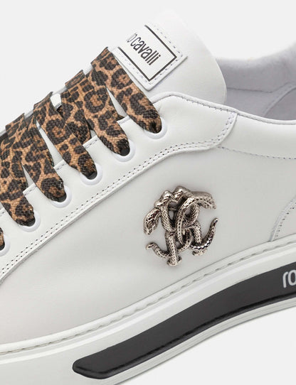 Sneakers Bianco in pelle di vitello 400Z5L02L100 con dettagli in pelle e logo Roberto Cavalli.