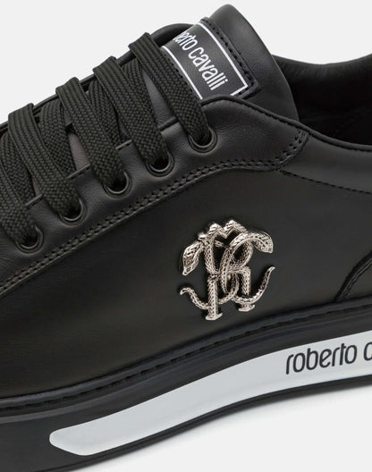 Sneakers Bianco in pelle di vitello 400Z5L02L100 con dettagli in pelle e logo Roberto Cavalli.