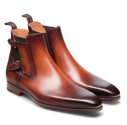Stivaletti chelsea marroni doppia fibbia 420M4G01N100 in pelle elegante con chiusura a doppia fibbia.