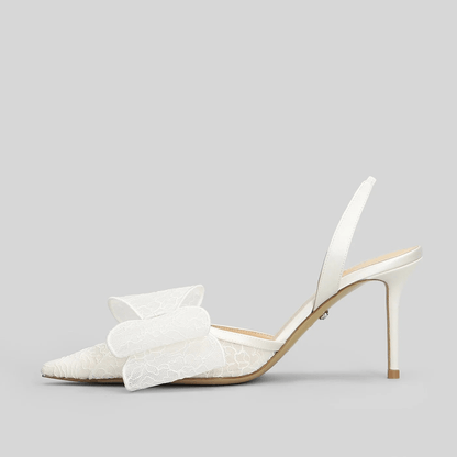 Décolleté da sposa strass tacco 9 cm con dettagli in pizzo e fiocco, elegante e raffinata per il giorno del matrimonio.