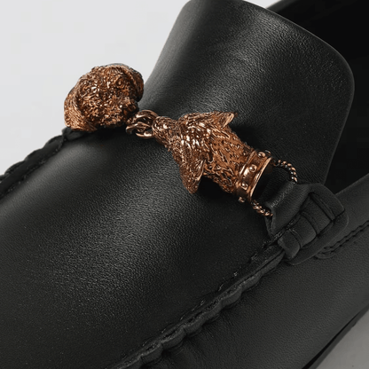 Mocassini in Pelle di Vitello con Morsetto Metallico - eleganza e comfort, realizzati in Italia.