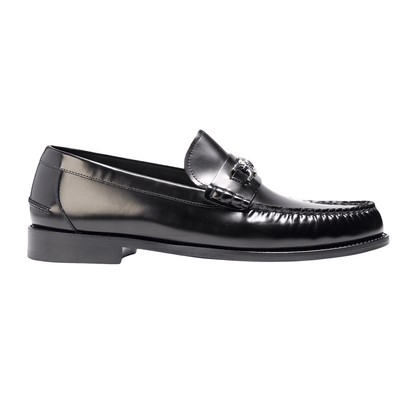 Versace mocassini pelle premium 450Y3X10X100 in pelle lucida nera con dettagli eleganti e design raffinato.