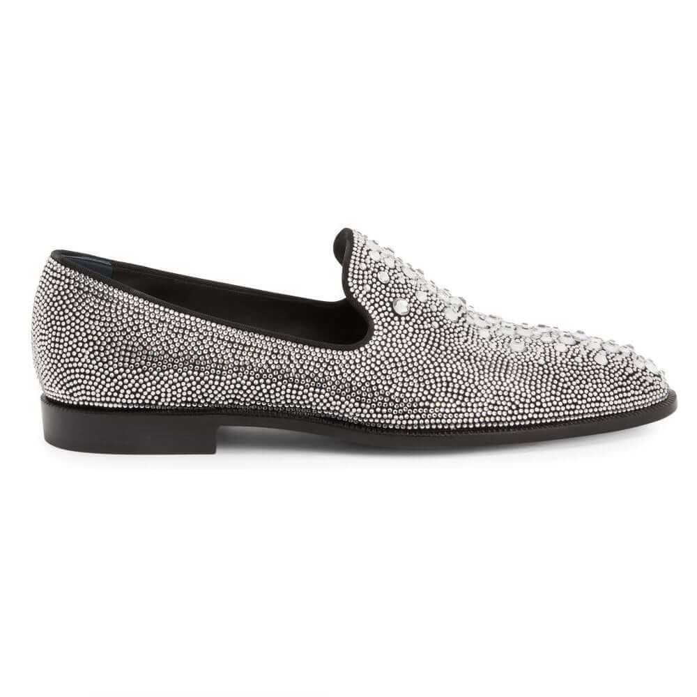 Mocassini in Suede Nero con Ricamo Strass Cristallo All-Over, loafer raffinato con strass color cristallo.