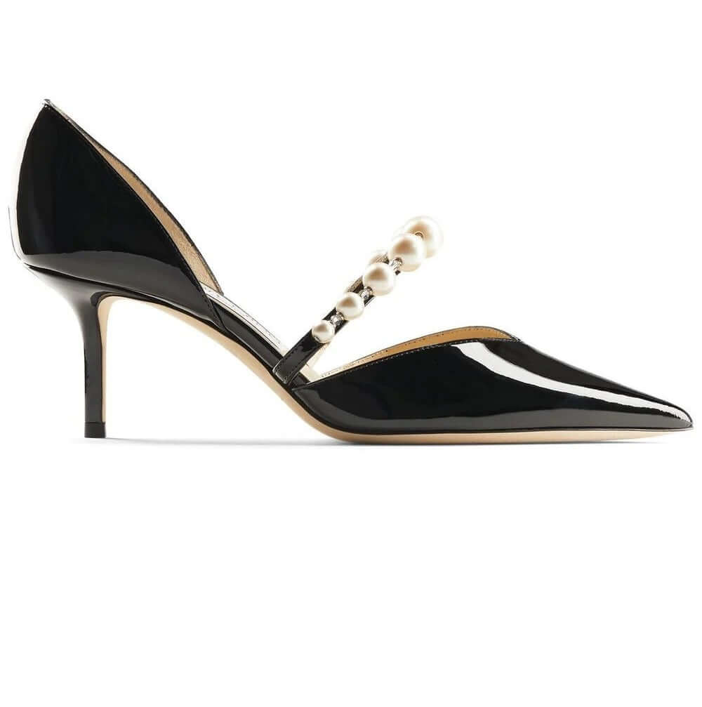 Jimmy Choo Décolleté in Pelle, elegante décolleté neri con perle, tacco medio, design contemporaneo e sofisticato.