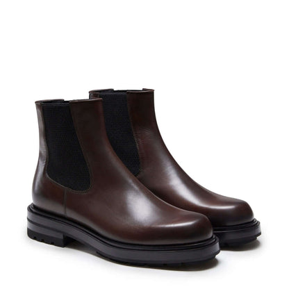 Stivaletti urban elastici suola carrarmato 710F4R02T100 in pelle liscia con suola carrarmato, colore marrone.