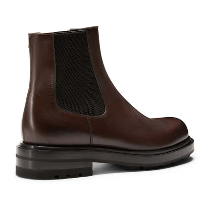 Stivaletti urban elastici suola carrarmato 710F4R02T100 in pelle liscia, eleganti e confortevoli, carattere distintivo.