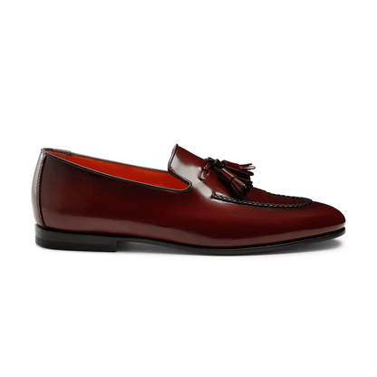 Mocassini in pelle rosso Made in Italy 750S3N02T100 con nappine e costruzione Goodyear flessibile.