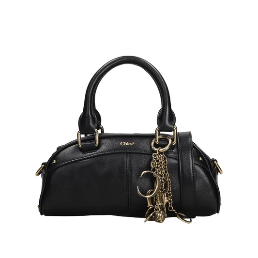Chloé Mini Bag in Pelle Nera con Charm Logo e Tracolla Removibile