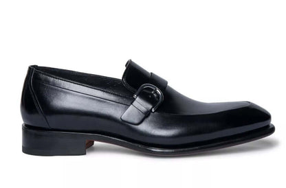 Mocassini uomo lusso (Nero) 550S7N01T100, eleganti scarpe da uomo in pelle con fibbia, modello sofisticato per occasioni speciali.