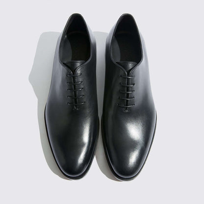 Stringate 100F10R01R300 in pelle di vitello nera, Oxford a mano con tacco cuoio, collezione Made in Italy.