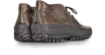 Derby pelle marrone suola carrarmato 100F2R01Z335 con suola resistente e design elegante.
