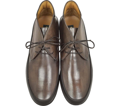 Derby pelle marrone suola carrarmato 100F2R01Z335 con suola resistente e design elegante.