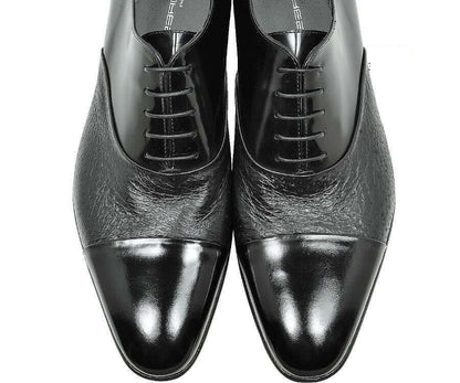 Scarpe stringate di lusso eleganti made in Italy, modello Oxford in pelle con tomaia in Peccary e suola in cuoio.